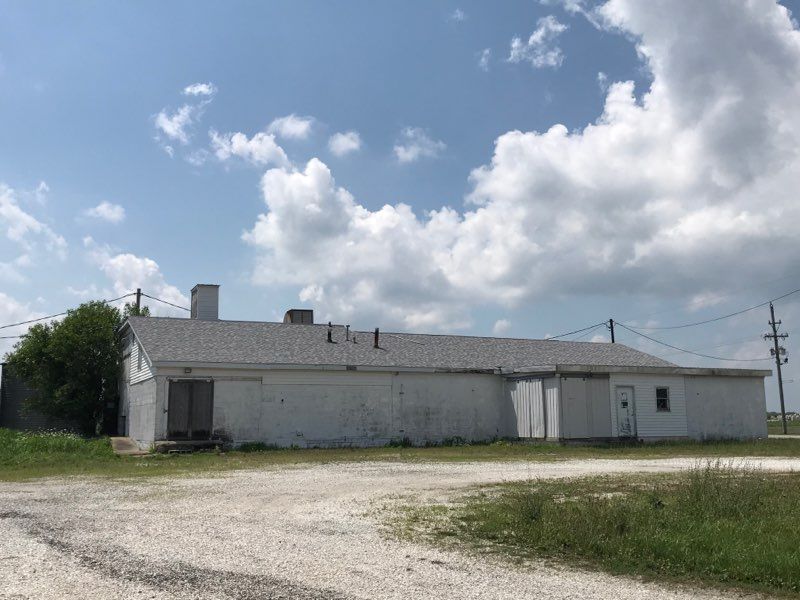 22987 Cherry Ln, Jerseyville, IL 62052